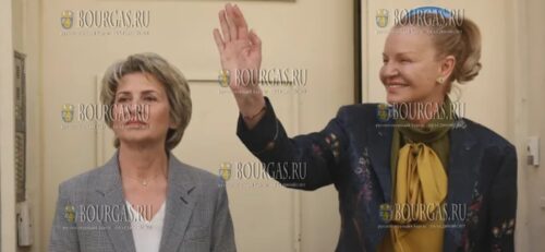 новый и старый глава БОК Болгарии - Весела Лечева и Стефка Костадинова