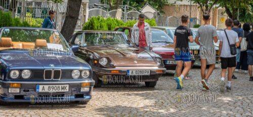 Первый ретро-фестиваль авто прошел в Царево