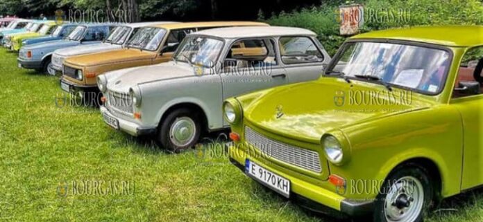 Trabant Fest - в курортном поселке Рибарица в Болгарии