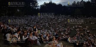 Фестиваль в Жеравне болгарские традиции собирают сотни людей