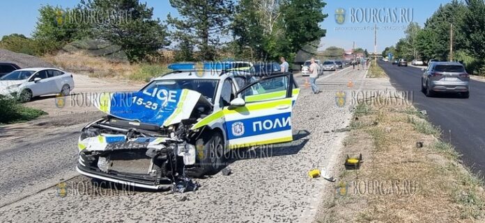 в ДТП в Болгарии попал полицейский автомобиль