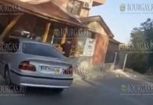 автомобиль врезался в пекарню кафе в Асеновграде