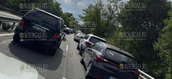 пробки на причерноморских курортах Болгарии в Бургасской области
