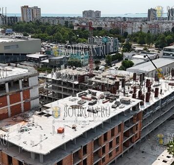 ЖК Хоризонт в Бургасе строится
