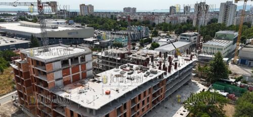 ЖК Хоризонт в Бургасе строится