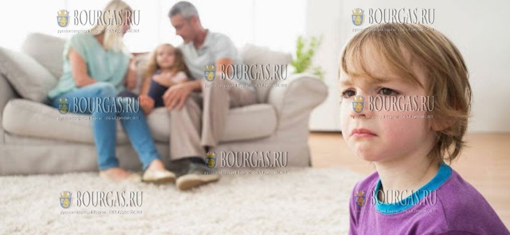 приемные дети в Болгарии стыдятся своих семей