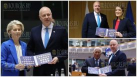 Росен Желязков вручил лидерам европейских стран болгарские евромонеты